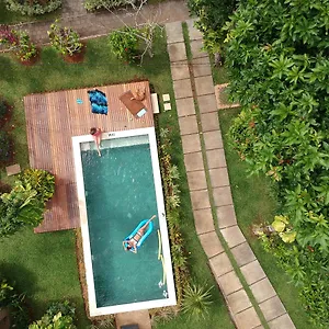 Проживание в семье Timbis Homestay Bali